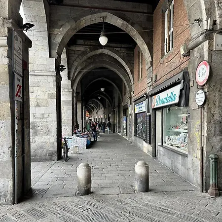 Degli Archi - Fronte Acquario * Genova